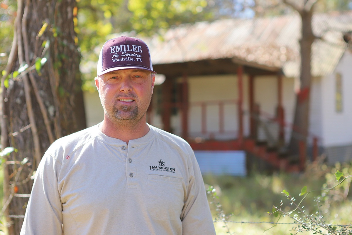 Johnston Family Electrifies Their Community Texas Co op Power