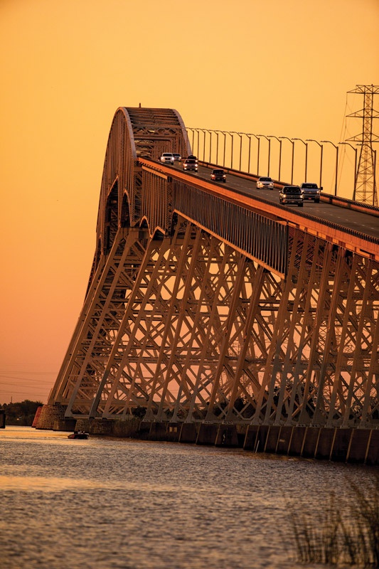 worlds most dangerous bridges