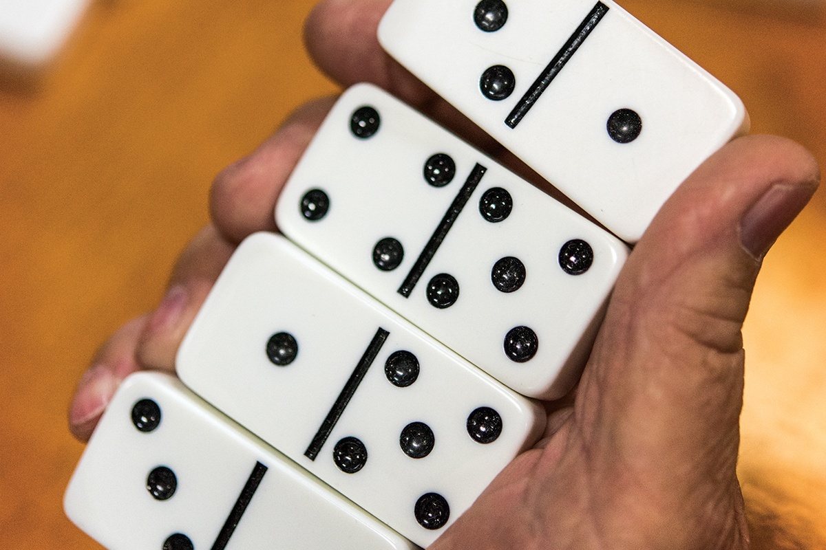 Domino, Rules, Variations & History