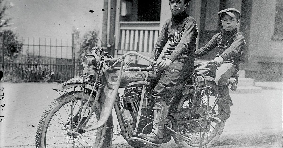 Young sons of legendary U.S. marshal ride horseback from Oklahoma to New York