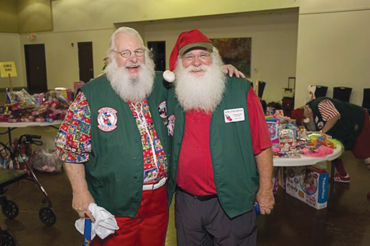 World s Largest Santa Group Brings Smiles and Hope to Kids in