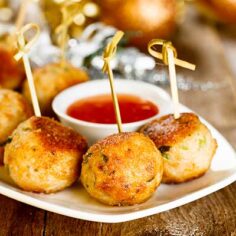 Turkey meatballs with red dipping sauce